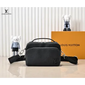 【2026】 LV【LOUIS VUITTON 公式旗艦店】ルイヴィトン  斜めがけバッグ当日出荷 好評に付き再入荷！22.5*16*7.5CM  241125