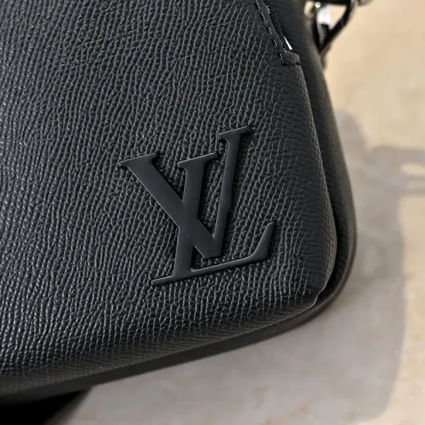 【2026】 LV【LOUIS VUITTON 公式旗艦店】ルイヴィトン 斜めがけバッグ当日出荷 好評に付き再入荷!22.5*16*7.5CM 241125 【2026】 LV【LOUIS VUITTON 公式旗艦店】ルイヴィトン 斜めがけバッグ当日出荷 好評に付き再入荷!22.5*16*7.5CM 241125