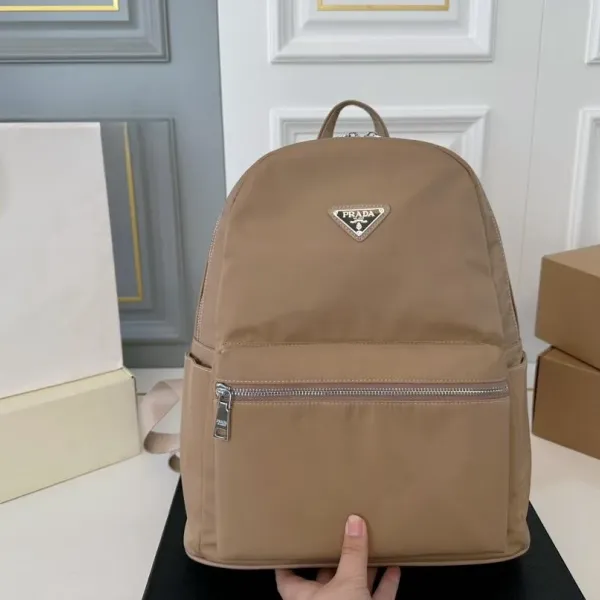 【2026】【PRADA 公式 旗艦店】プラダ リュックサック当日出荷 好評に付き再入荷!31*36CM 240719 【2026】【PRADA 公式 旗艦店】プラダ リュックサック当日出荷 好評に付き再入荷!31*36CM 240719