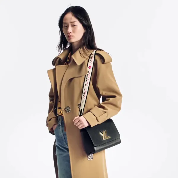 【2026】【LOUIS VUITTON 公式旗艦店】ルイヴィトン 斜めがけバッグ   Fashion bag L015 23 x 17 x 9.5cm