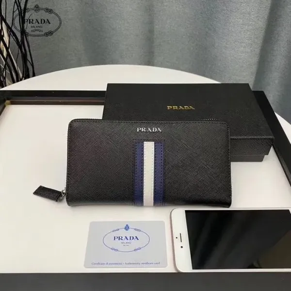 【2026】【PRADA 公式 旗艦店】プラダ 財布当日出荷 好評に付き再入荷!30*22*10CM 【2026】【PRADA 公式 旗艦店】プラダ 財布当日出荷 好評に付き再入荷!30*22*10CM