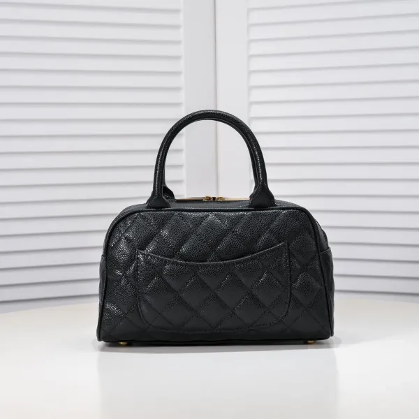 【2026】【CHANEL 公式旗艦店】シャネル ハンドバッグ 当日出荷 好評に付き再入荷!25*14*9CM 【2026】【CHANEL 公式旗艦店】シャネル ハンドバッグ 当日出荷 好評に付き再入荷!25*14*9CM