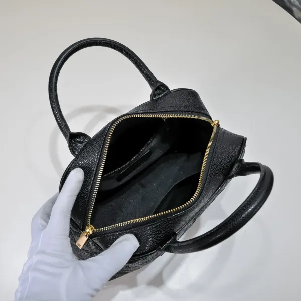 【2026】【CHANEL 公式旗艦店】シャネル ハンドバッグ 当日出荷 好評に付き再入荷!25*14*9CM 【2026】【CHANEL 公式旗艦店】シャネル ハンドバッグ 当日出荷 好評に付き再入荷!25*14*9CM
