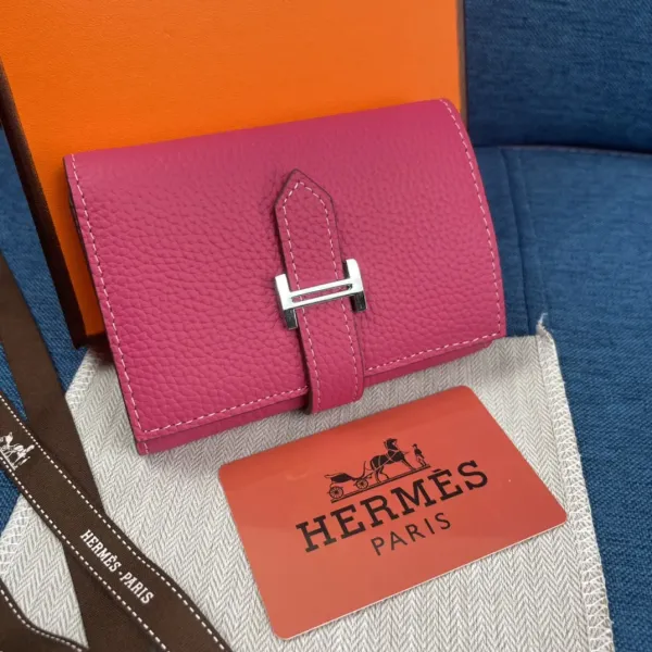 【2026】HERMÈS 三つ折り財布 8カラー 10X12CM 【2026】HERMÈS 三つ折り財布 8カラー 10X12CM