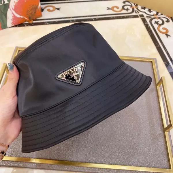 【2026】【PRADA公式 旗艦店】（プラダ) バケットハット