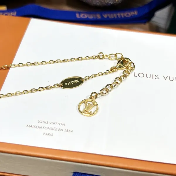 【2026】【LOUIS VUITTON】ネックレス、新しいネックレス万能シンプルファッションオーナメント 【2026】【LOUIS VUITTON】ネックレス、新しいネックレス万能シンプルファッションオーナメント