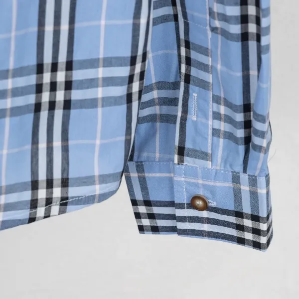【2026】【BURBERRY 公式旗艦店】バーバリー シャツ ご好評に付き再入荷 250222 【2026】【BURBERRY 公式旗艦店】バーバリー シャツ ご好評に付き再入荷 250222