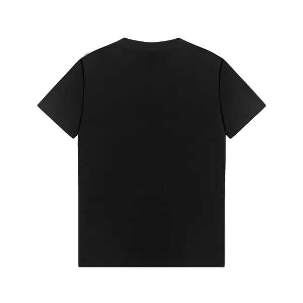 【2026】【FENDI公式旗艦店】フェンディ Tシャツ ご好評に付き再入荷! 250214 【2026】【FENDI公式旗艦店】フェンディ Tシャツ ご好評に付き再入荷! 250214