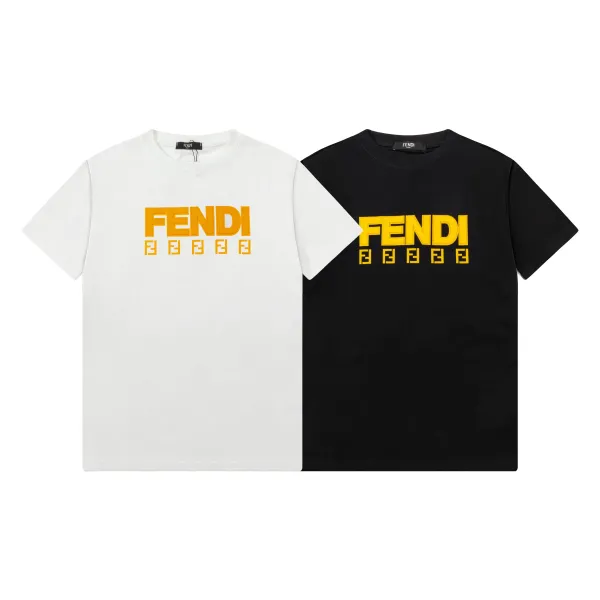 【2026】【FENDI公式旗艦店】フェンディ Tシャツ ご好評に付き再入荷! 250214 【2026】【FENDI公式旗艦店】フェンディ Tシャツ ご好評に付き再入荷! 250214