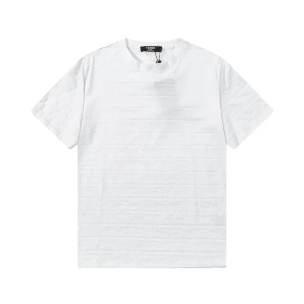【2026】【FENDI公式旗艦店】フェンディ Tシャツ ご好評に付き再入荷! 250214 【2026】【FENDI公式旗艦店】フェンディ Tシャツ ご好評に付き再入荷! 250214