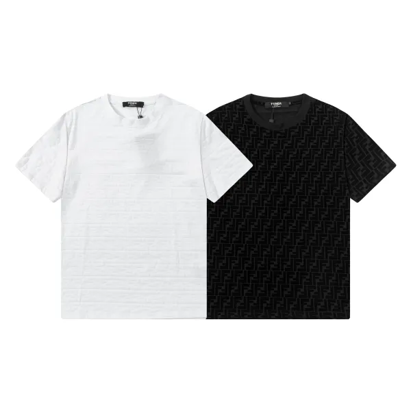 【2026】【FENDI公式旗艦店】フェンディ Tシャツ ご好評に付き再入荷! 250214 【2026】【FENDI公式旗艦店】フェンディ Tシャツ ご好評に付き再入荷! 250214