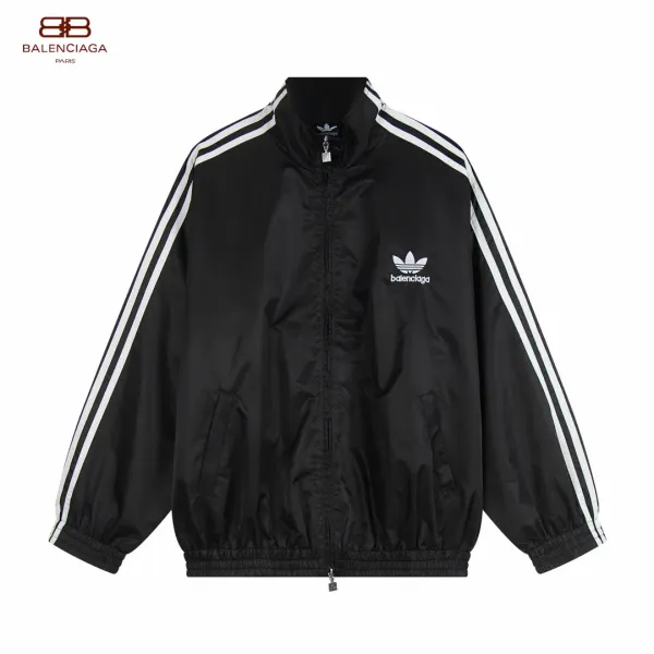 【2026】【BALENCIAGA 公式旗艦店】バレンシアガ ジャケット着 好評に付き再入荷!250107 【2026】【BALENCIAGA 公式旗艦店】バレンシアガ ジャケット着 好評に付き再入荷!250107