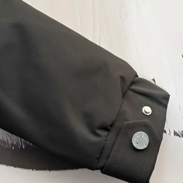 【2026】【PRADA  公式旗艦店】プラダ  ダウンジャケット好評に付き再入荷！241227