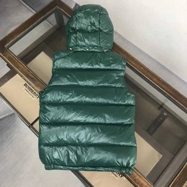 【2026】【MONCLER 公式旗艦店】モンクレール ダウンベスト 好評に付き再入荷! 241224 【2026】【MONCLER 公式旗艦店】モンクレール ダウンベスト 好評に付き再入荷! 241224