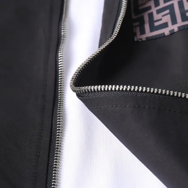【2026】【FENDI 公式旗艦店】フェンディ ジャケット着 好評に付き再入荷 241223 【2026】【FENDI 公式旗艦店】フェンディ ジャケット着 好評に付き再入荷 241223