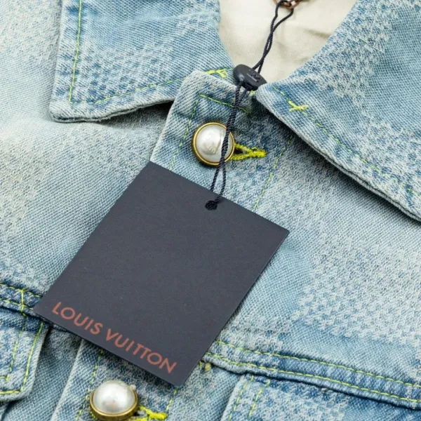 【2026】LV【LOUIS VUITTON 公式旗艦店】ルイヴィトン ジャケット着ご好評に付き再入荷!241223 【2026】LV【LOUIS VUITTON 公式旗艦店】ルイヴィトン ジャケット着ご好評に付き再入荷!241223