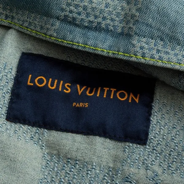 【2026】LV【LOUIS VUITTON 公式旗艦店】ルイヴィトン ジャケット着ご好評に付き再入荷!241223 【2026】LV【LOUIS VUITTON 公式旗艦店】ルイヴィトン ジャケット着ご好評に付き再入荷!241223