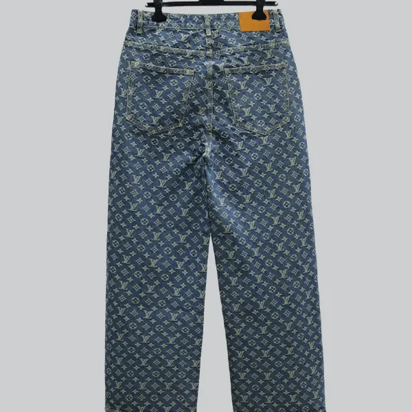 【2026】LV【LOUIS VUITTON 公式旗艦店】 ルイヴィトン ジーパン ご好評に付き再入荷! 241218 【2026】LV【LOUIS VUITTON 公式旗艦店】 ルイヴィトン ジーパン ご好評に付き再入荷! 241218