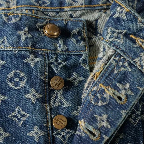【2026】LV【LOUIS VUITTON 公式旗艦店】 ルイヴィトン ジーパン ご好評に付き再入荷! 241218 【2026】LV【LOUIS VUITTON 公式旗艦店】 ルイヴィトン ジーパン ご好評に付き再入荷! 241218