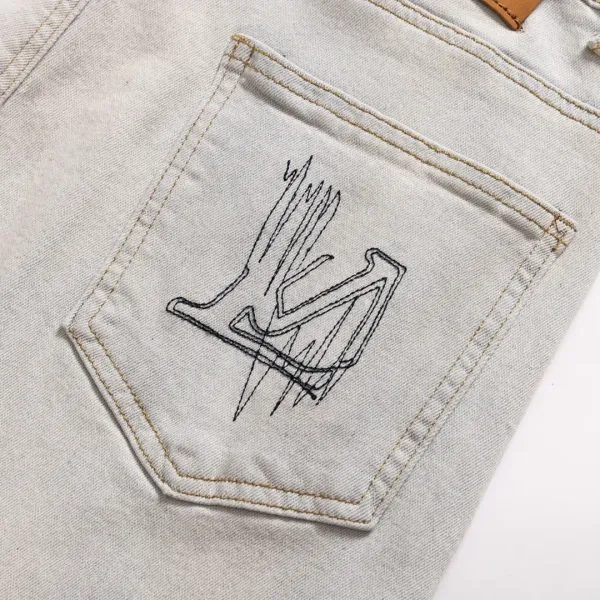 【2026】LV【LOUIS VUITTON   公式旗艦店】 ルイヴィトン  ジーパン  ご好評に付き再入荷！ 241218