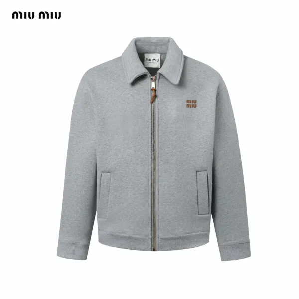 【2026】【Miumiu 公式旗艦店】 ミュウミュウ ジャケット着 スウェット ご好評に付き再入荷!241216 【2026】【Miumiu 公式旗艦店】 ミュウミュウ ジャケット着 スウェット ご好評に付き再入荷!241216
