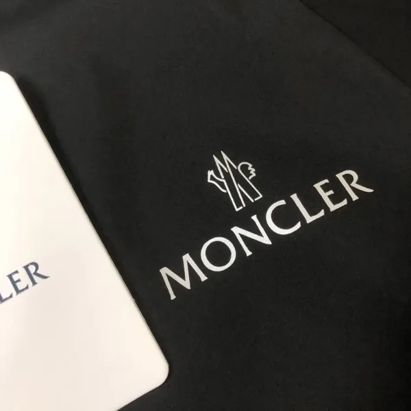 【2026】【MONCLER 公式旗艦店】 モンクレール ジャケット着 ご好評に付き再入荷!241212 【2026】【MONCLER 公式旗艦店】 モンクレール ジャケット着 ご好評に付き再入荷!241212