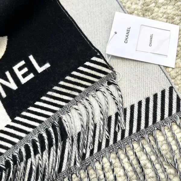 【2026】【CHANEL  シャネル 】スカーフ184*34CM  241209