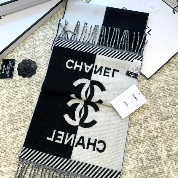 【2026】【CHANEL  シャネル 】スカーフ184*34CM  241209