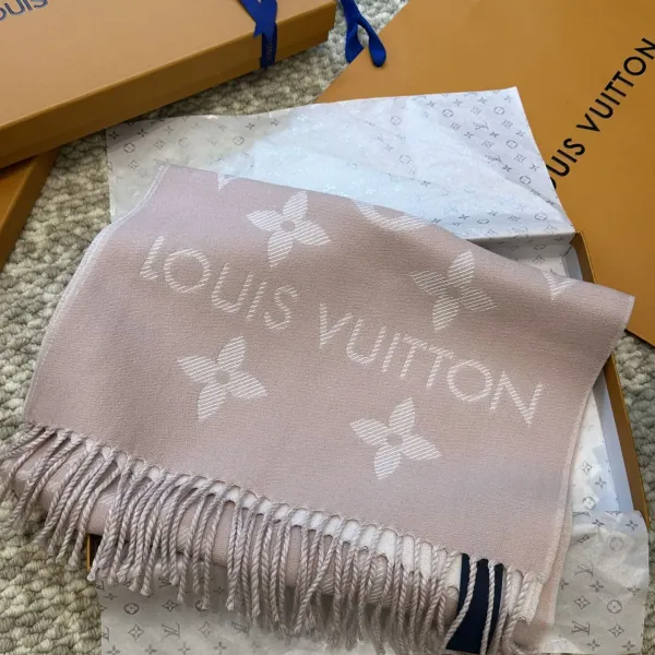 【2026】LV【LOUIS VUITTON ルイヴィトン】スカーフ 186*34CM 241207 【2026】LV【LOUIS VUITTON ルイヴィトン】スカーフ 186*34CM 241207