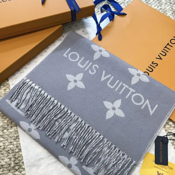 【2026】LV【LOUIS VUITTON ルイヴィトン】スカーフ 186*34CM 241207 【2026】LV【LOUIS VUITTON ルイヴィトン】スカーフ 186*34CM 241207