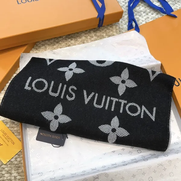 【2026】LV【LOUIS VUITTON ルイヴィトン】スカーフ 186*34CM 241207 【2026】LV【LOUIS VUITTON ルイヴィトン】スカーフ 186*34CM 241207
