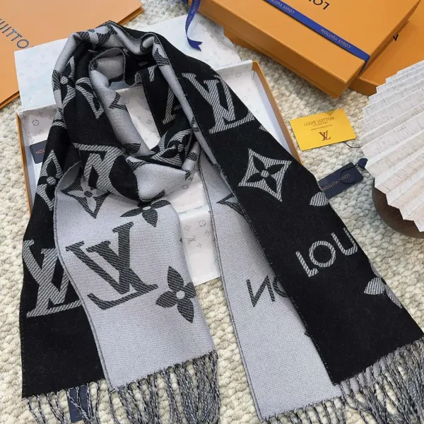 【2026】LV【LOUIS VUITTON ルイヴィトン】スカーフ 186*34CM 241207 【2026】LV【LOUIS VUITTON ルイヴィトン】スカーフ 186*34CM 241207