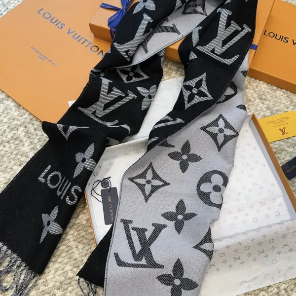 【2026】LV【LOUIS VUITTON ルイヴィトン】スカーフ 186*34CM 241207 【2026】LV【LOUIS VUITTON ルイヴィトン】スカーフ 186*34CM 241207
