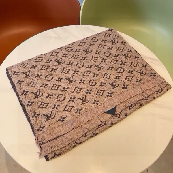 【2026】LV【LOUIS VUITTON   ルイヴィトン】スカーフ 35*180CM   241207