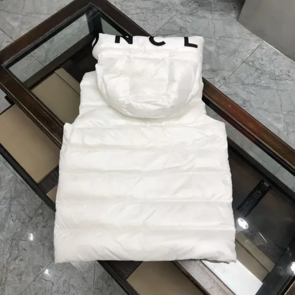 【2026】【MONCLER 公式旗艦店】モンクレール ダウンベスト好評に付き再入荷! 241207 【2026】【MONCLER 公式旗艦店】モンクレール ダウンベスト好評に付き再入荷! 241207