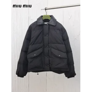 【2026】【Miumiu   公式旗艦店】ミュウミュウ ダウンジャケット ご好評に付き再入荷！241206