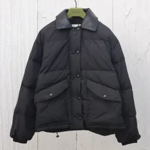 【2026】【Miumiu 公式旗艦店】ミュウミュウ ダウンジャケット ご好評に付き再入荷!241206 【2026】【Miumiu 公式旗艦店】ミュウミュウ ダウンジャケット ご好評に付き再入荷!241206