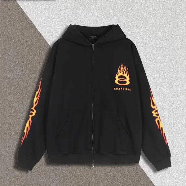 【2026】【BALENCIAGA 公式旗艦店】バレンシアガ パーカー スウェット ご好評に付き再入荷！241127
