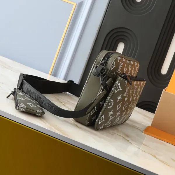 【2026】 LV【LOUIS VUITTON 公式旗艦店】ルイヴィトン 斜めがけバッグ当日出荷 好評に付き再入荷!25*18.5*7CM 241125 【2026】 LV【LOUIS VUITTON 公式旗艦店】ルイヴィトン 斜めがけバッグ当日出荷 好評に付き再入荷!25*18.5*7CM 241125