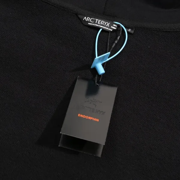 【2026】【ARCTERYX 公式旗艦店】アークテリクス  パーカー  スウェット ご好評に付き再入荷！241121