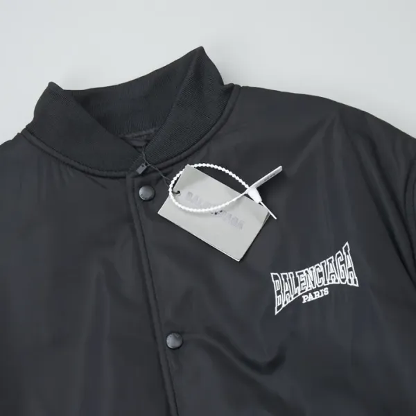 【2026】【BALENCIAGA 公式旗艦店】バレンシアガ ジャケット着 好評に付き再入荷!241119 【2026】【BALENCIAGA 公式旗艦店】バレンシアガ ジャケット着 好評に付き再入荷!241119