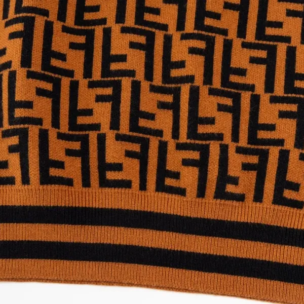 【2026】【FENDI 公式旗艦店】フェンディ   セーター好評に付き再入荷！ 241116