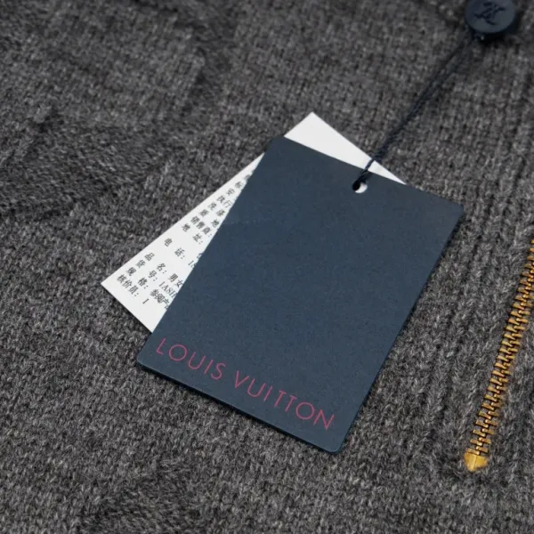 【2026】LV【LOUIS VUITTON 公式旗艦店】ルイヴィトン セーター好評に付き再入荷!241115 【2026】LV【LOUIS VUITTON 公式旗艦店】ルイヴィトン セーター好評に付き再入荷!241115