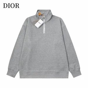 【2026】【DIOR 公式旗艦店】ディオール 丸首の衛衣 ご好評に付き再入荷 241114 【2026】【DIOR 公式旗艦店】ディオール 丸首の衛衣 ご好評に付き再入荷 241114