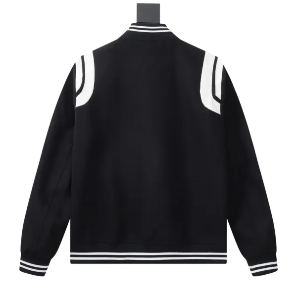 【2026】【YSL SAINT LAURENT 公式旗艦店】サンローラン ジャケット着 好評に付き再入荷!241113 【2026】【YSL SAINT LAURENT 公式旗艦店】サンローラン ジャケット着 好評に付き再入荷!241113