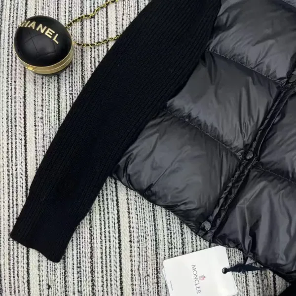 【2026】【MONCLER 公式旗艦店】モンクレール ダウンジャケット好評に付き再入荷! 241113 【2026】【MONCLER 公式旗艦店】モンクレール ダウンジャケット好評に付き再入荷! 241113