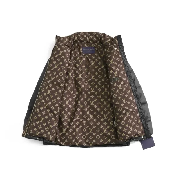 【2026】LV【LOUIS VUITTON 公式旗艦店】ルイヴィトン ダウンジャケット好評に付き再入荷!241112 【2026】LV【LOUIS VUITTON 公式旗艦店】ルイヴィトン ダウンジャケット好評に付き再入荷!241112
