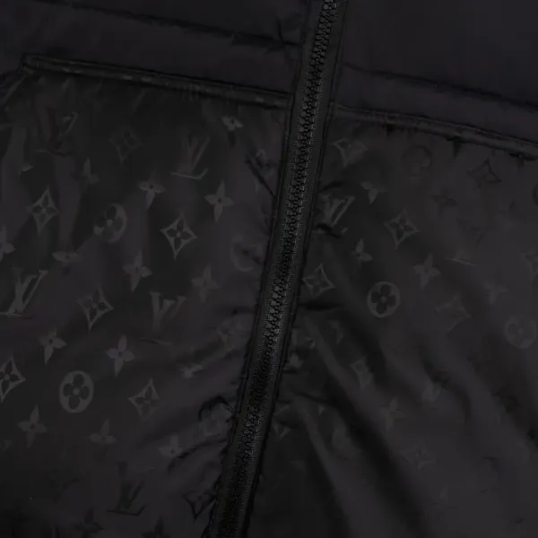 【2026】LV【LOUIS VUITTON  公式旗艦店】ルイヴィトン ダウンジャケット好評に付き再入荷！241112