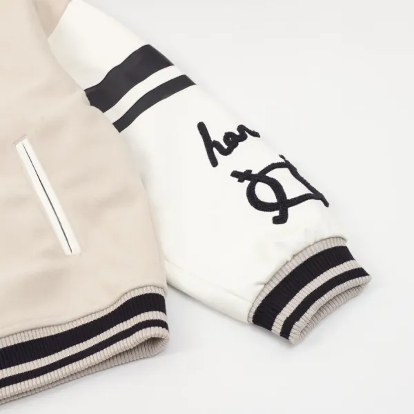 【2026】【CELINE 公式旗艦店】セリーヌ ジャケット着好評に付き再入荷!241112 【2026】【CELINE 公式旗艦店】セリーヌ ジャケット着好評に付き再入荷!241112