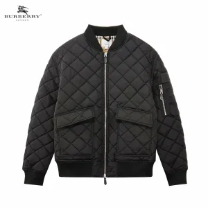 【2026】【BURBERRY 公式旗艦店】バーバリー ジャケット着 好評に付き再入荷!241112 【2026】【BURBERRY 公式旗艦店】バーバリー ジャケット着 好評に付き再入荷!241112